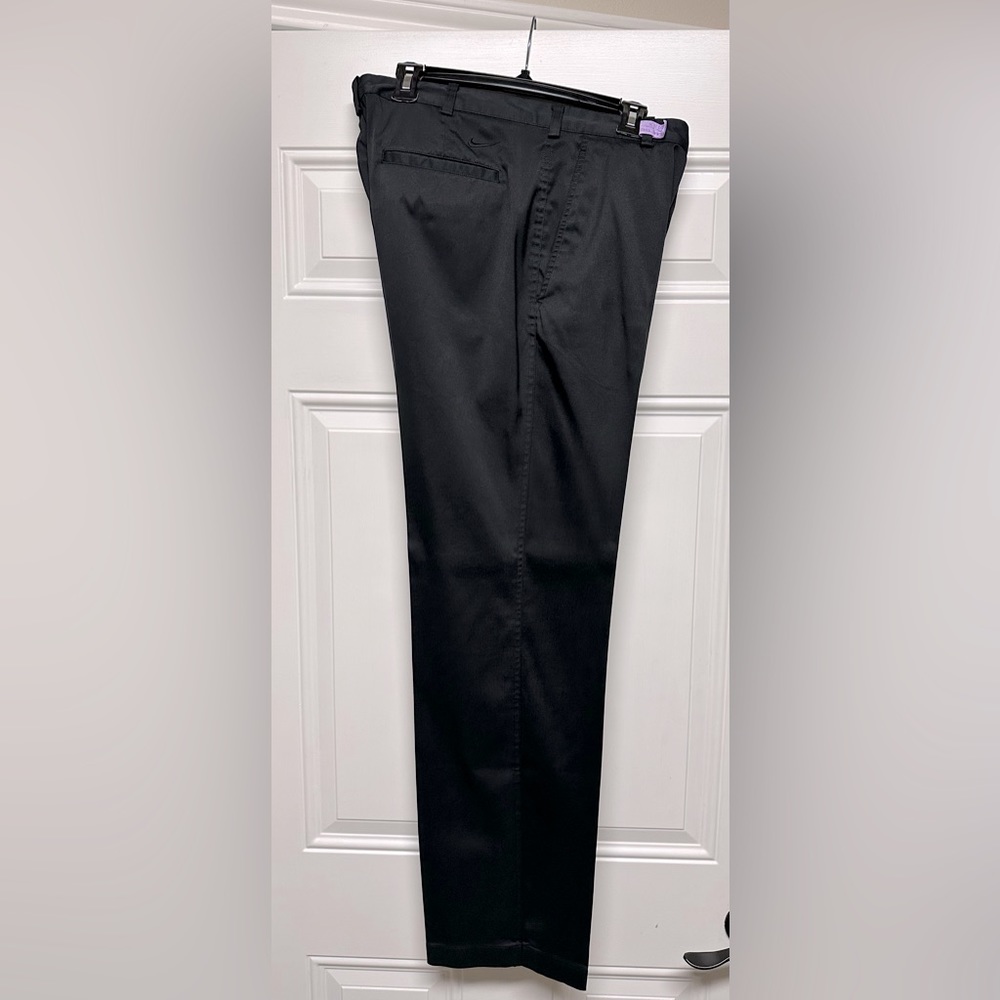 Nike Golf Dri-Fit
Dress Men's Black
Pants 36x34 (dry cleaned)